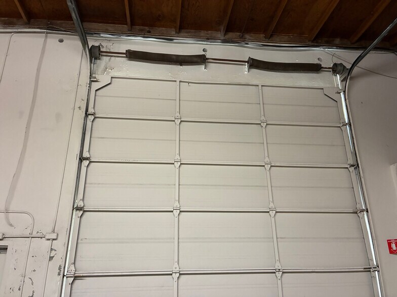 More Photos Of 20974-20988 Corsair Blvd, Hayward Research And Development For Lease