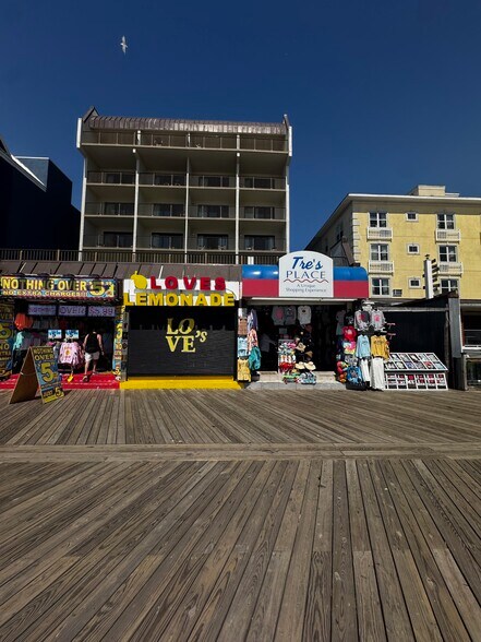 More Photos Of 107 Atlantic Ave, Ocean City General Retail For Sale