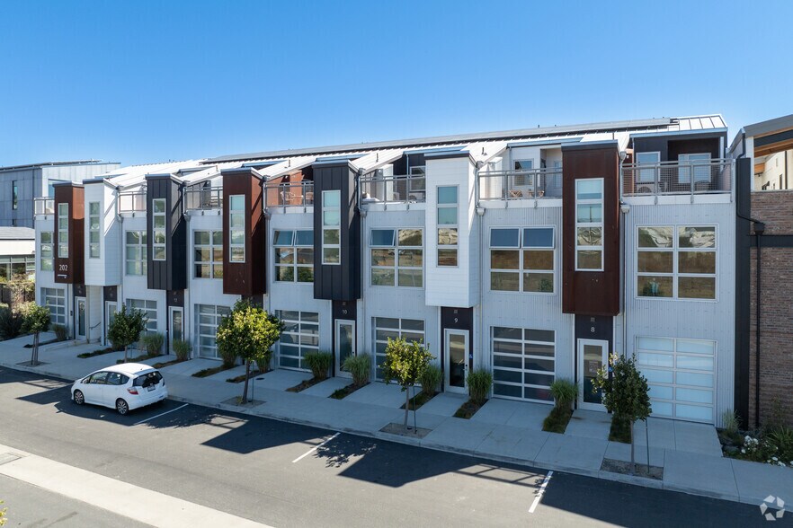 More Photos Of 202 Panetta Ave, Santa Cruz Flex For Sale