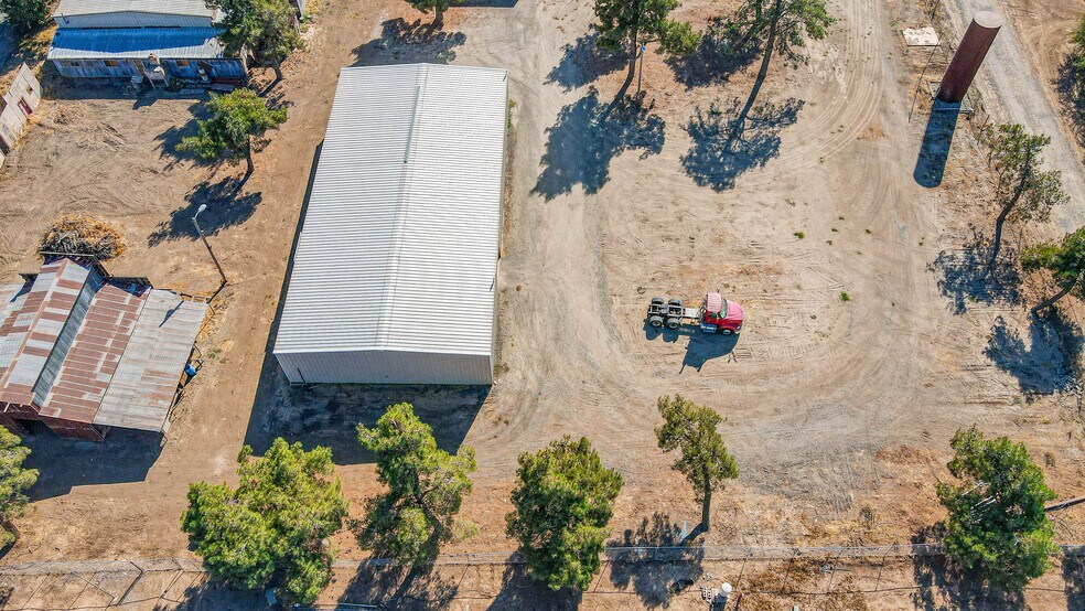 More Photos Of 4520 E Hwy 140, Merced Warehouse For Lease