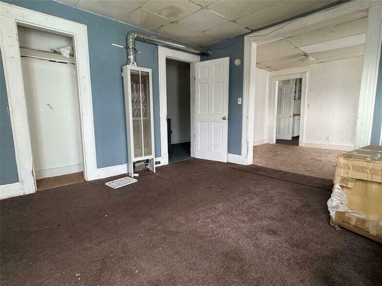 More Photos Of 99 Robinson St, Binghamton Multifamily For Sale