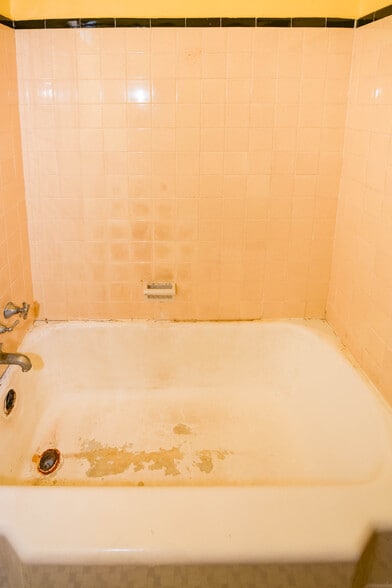 More Photos Of 2823 4th St NE, Washington Multifamily For Sale