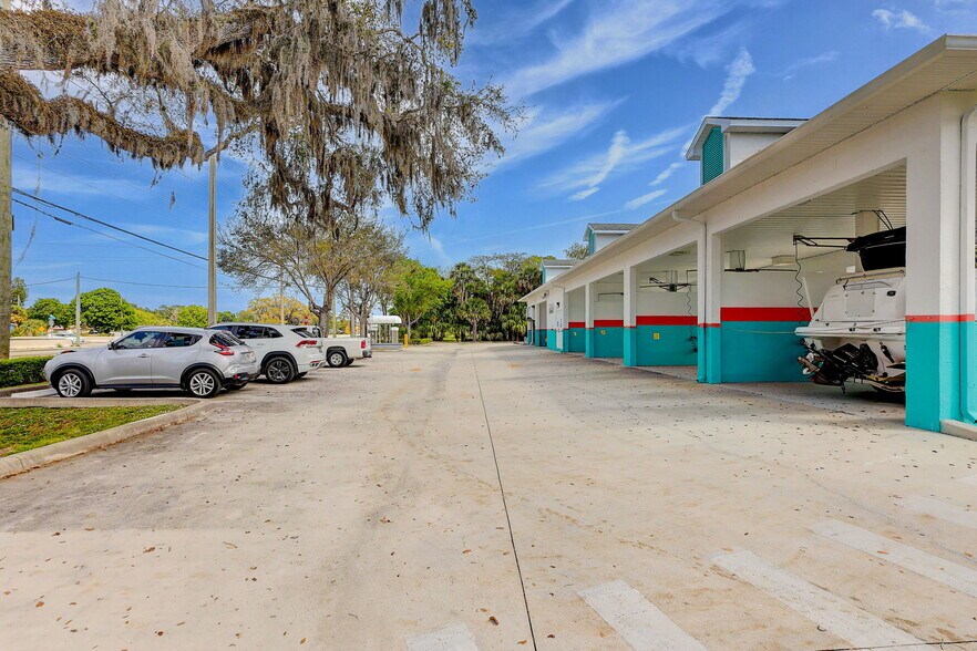More Photos Of 3901 Orange Ave, Fort Pierce Freestanding For Sale