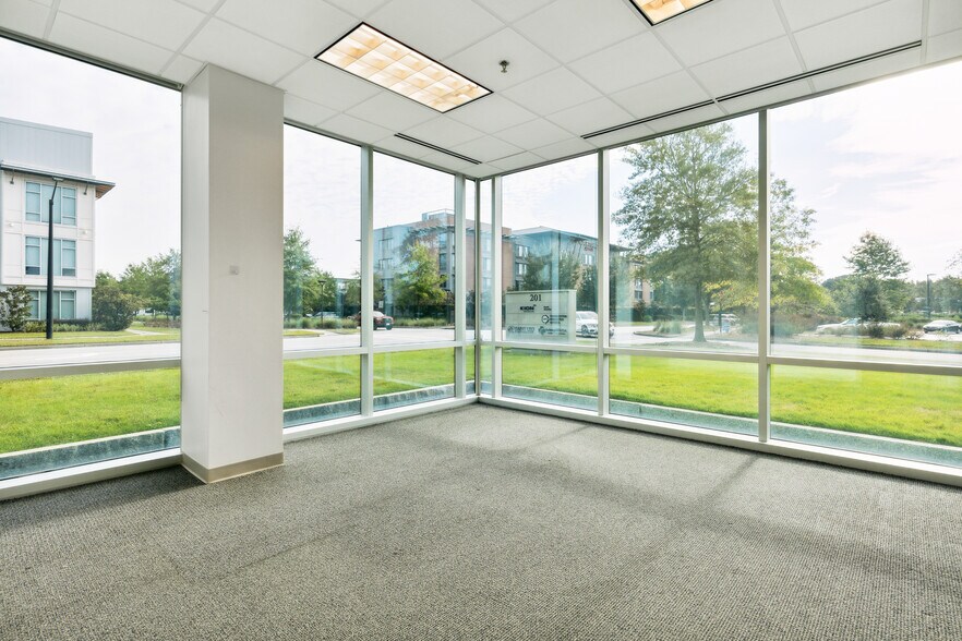 More Photos Of 201 Sigma Dr, Summerville Medical For Lease