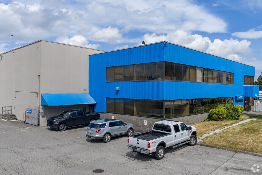 More Photos Of 2401 United Blvd, Coquitlam Warehouse For Sale