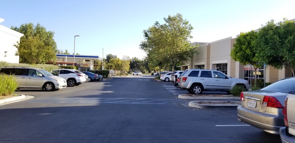 More Photos Of 15370 Fairfield Ranch Rd, Chino Hills Warehouse For Sale