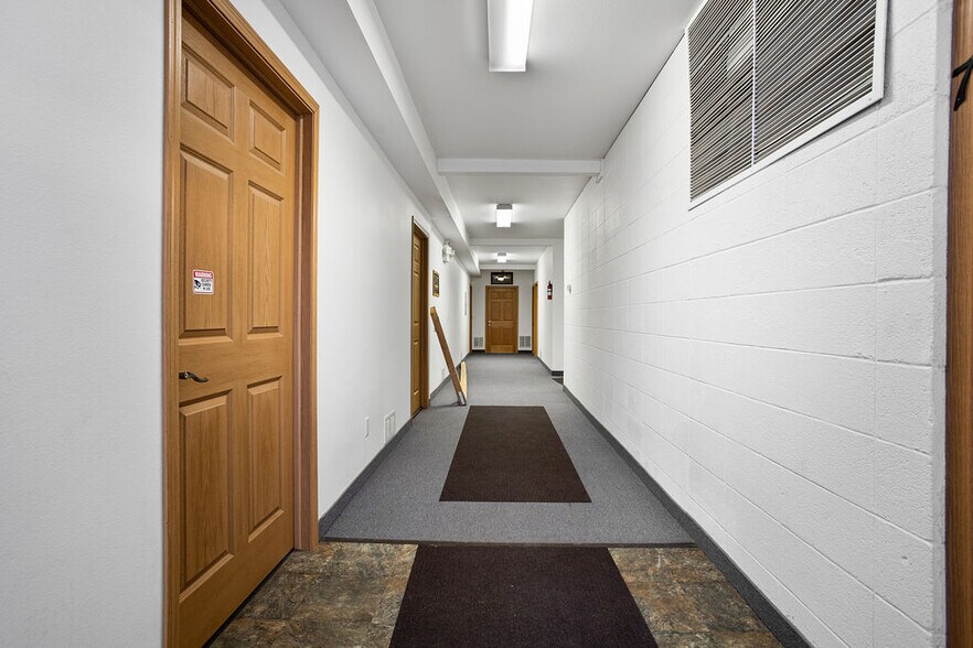 More Photos Of 2001 8th Ave SE, Minot General Retail For Sale