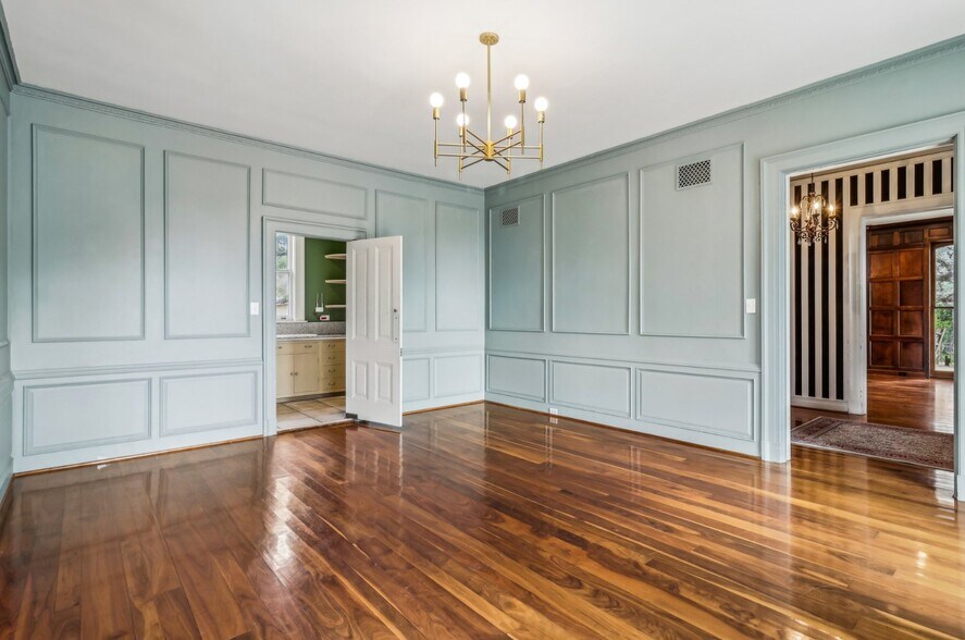 More Photos Of 7735 Mocking Bird Ln, San Antonio Lodge Meeting Hall For Sale