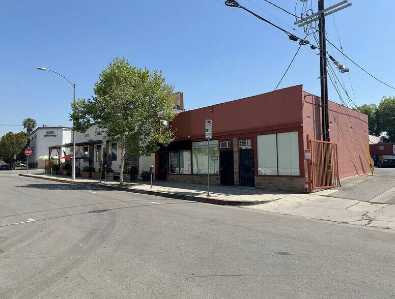 More Photos Of 5990 1/2 W Pico Blvd, Los Angeles Storefront For Sale
