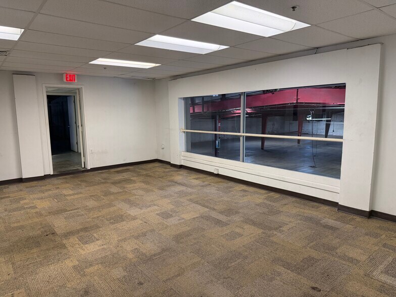 More Photos Of 1785 State Road 436, Winter Park Showroom For Sale