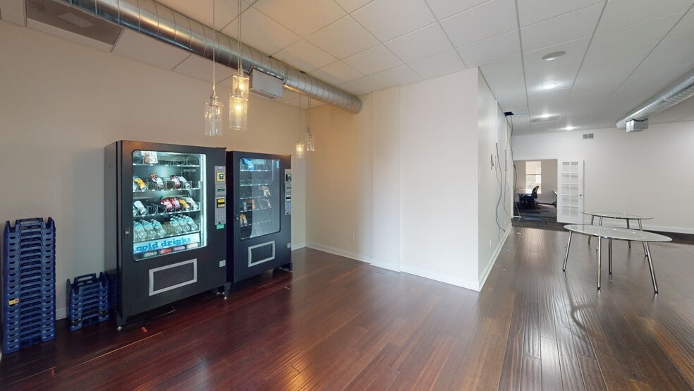 More Photos Of 5118 N 56th St, Tampa Office For Lease