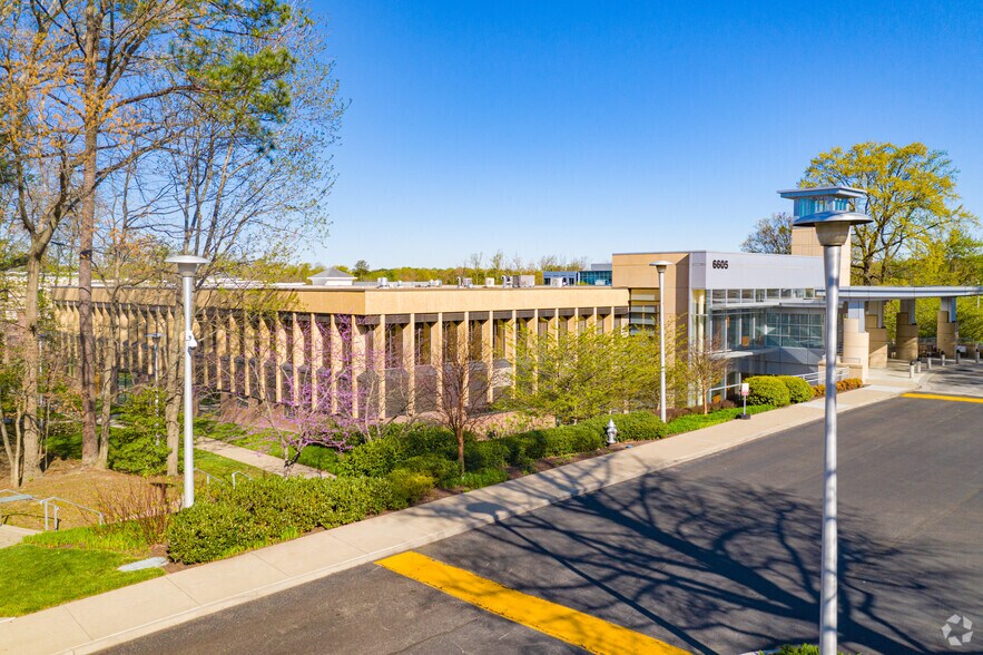 Primary Photo Of 6605 W Broad St, Richmond Medical For Lease