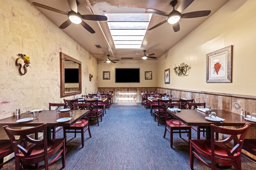 More Photos Of 2879 Grand Ave, Los Olivos Storefront For Sale