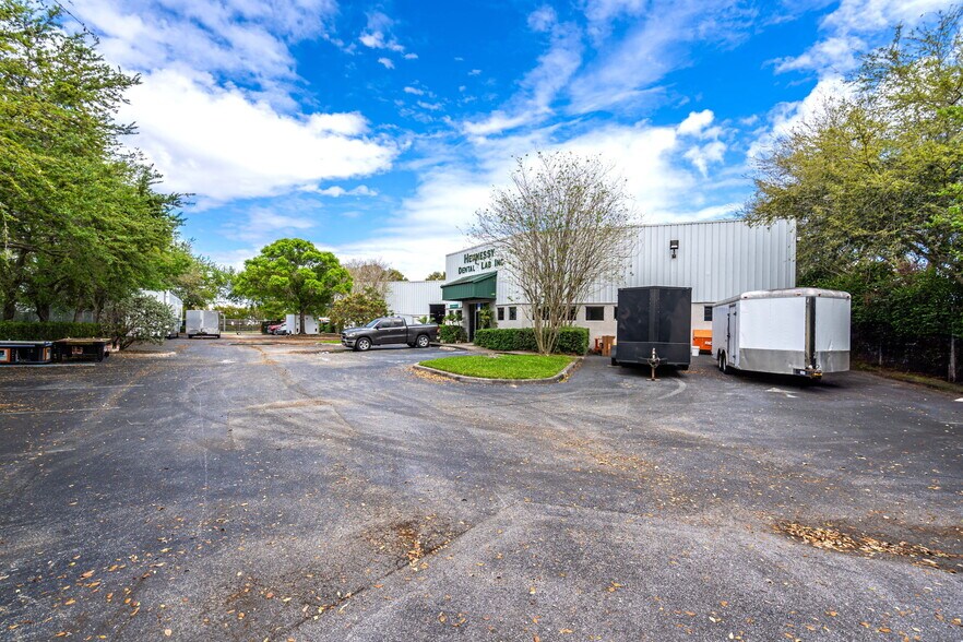 More Photos Of 3709 Interstate Park Rd S, Riviera Beach Light Manufacturing For Sale