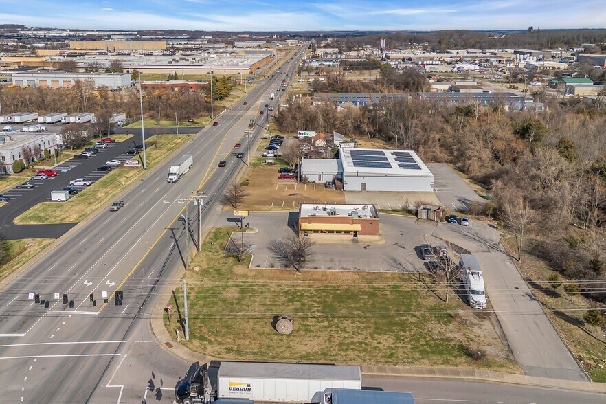 More Photos Of 493 Waldron Rd, La Vergne Restaurant For Lease