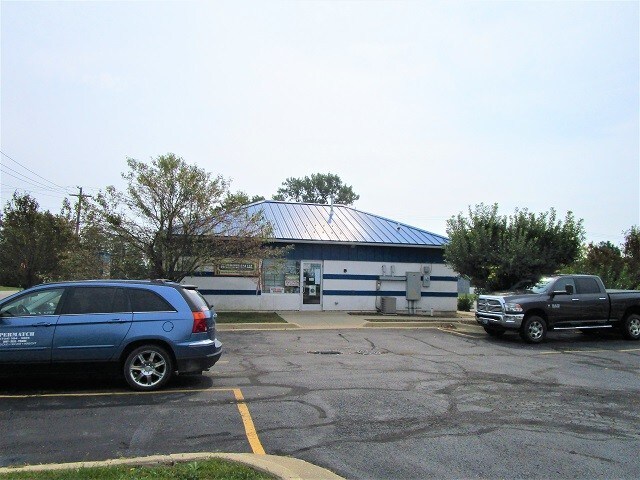 More Photos Of 5071 Dixie Hwy, Newport Unknown For Lease
