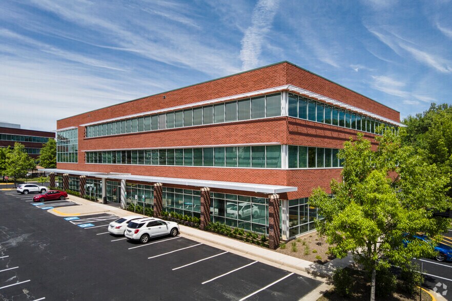 More Photos Of 3800 Fettler Park Dr, Dumfries Office For Lease