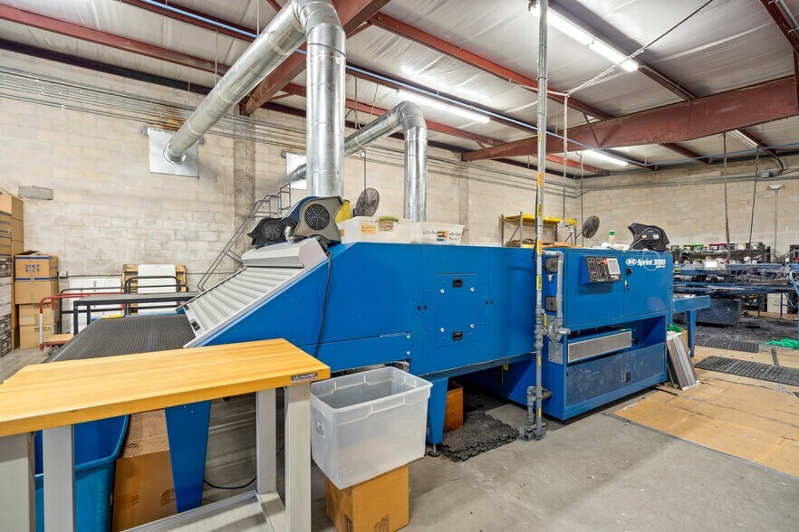 More Photos Of 4540 Northgate Ct, Sarasota Warehouse For Sale