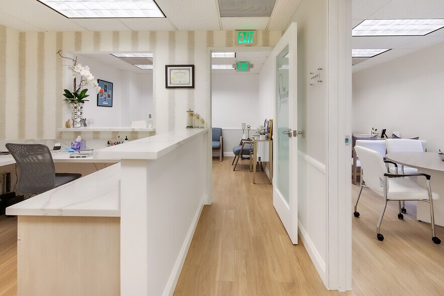 More Photos Of 960 E Green St, Pasadena Medical For Sale
