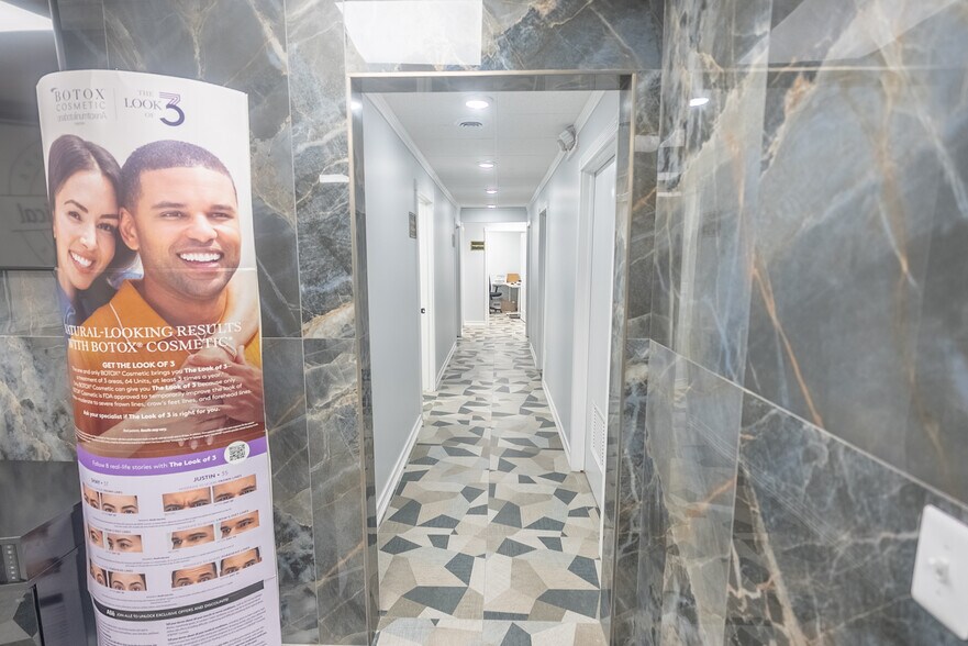 More Photos Of 15645 Farmington Rd, Livonia Medical For Lease