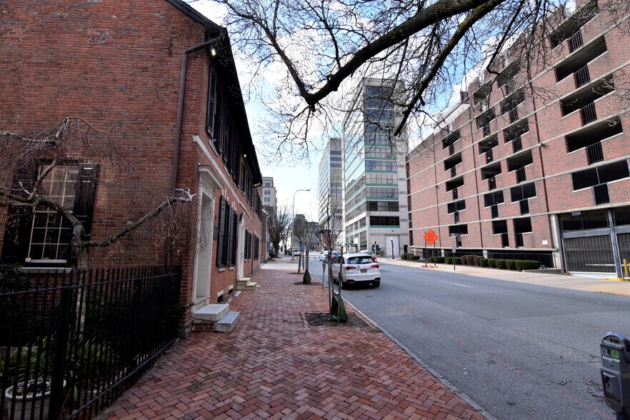 More Photos Of 1314 N King St, Wilmington Office Residential For Lease