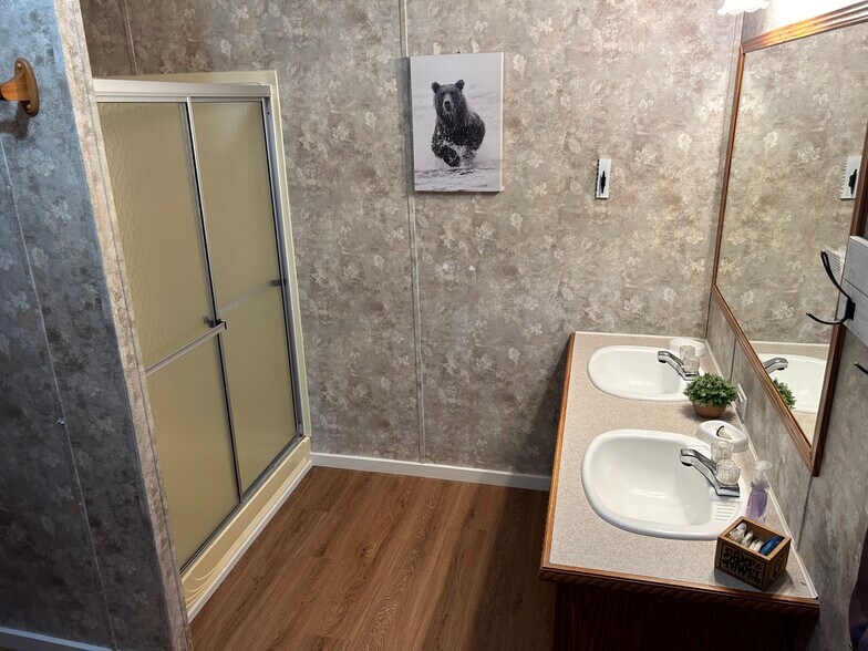 More Photos Of 141 County Road 851, Elizabeth Hotel For Sale