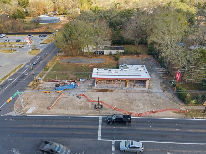 More Photos Of 1000 Houston St, Kilgore General Retail For Sale