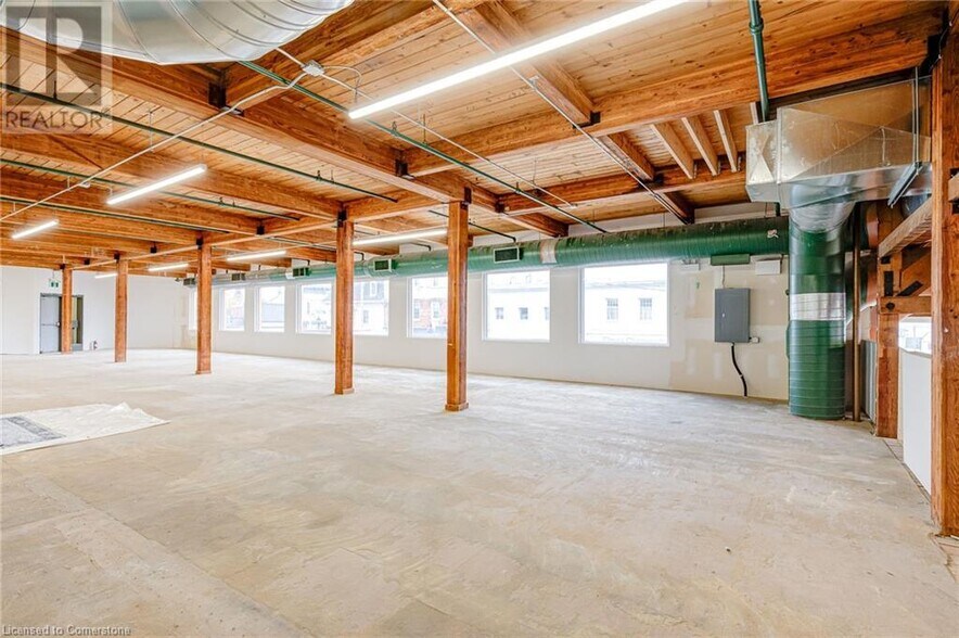 More Photos Of 10 Church St W, Woolwich Storefront Retail Office For Lease