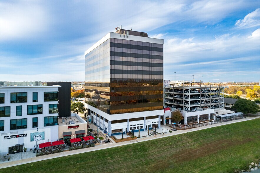 More Photos Of 1701 River Run, Fort Worth Office For Lease