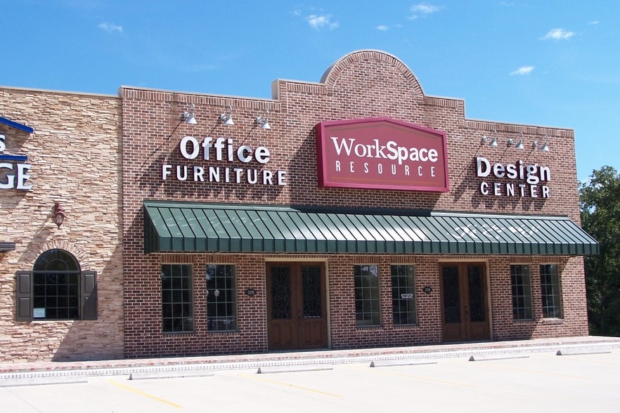 More Photos Of 11133 I-45, Conroe Unknown For Lease