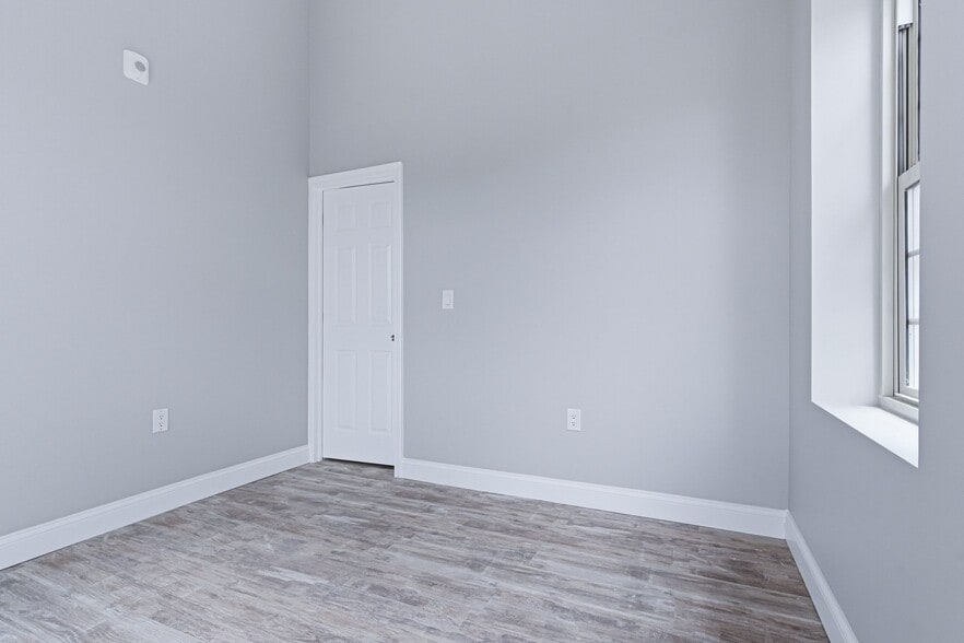 More Photos Of 387 Broad St, Central Falls Apartments For Sale