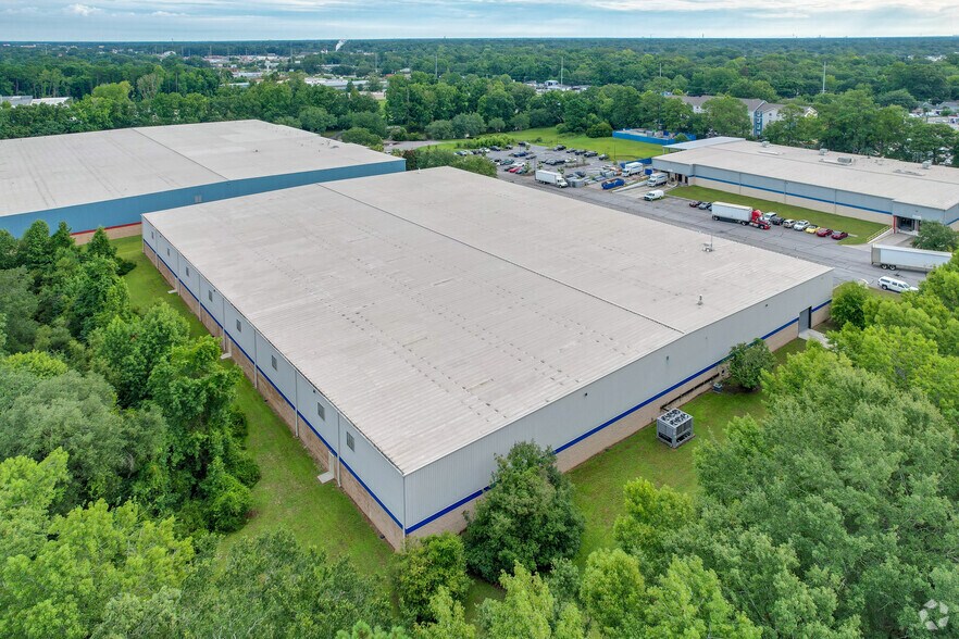 More Photos Of 4801 Rivers Ave, North Charleston Warehouse For Lease