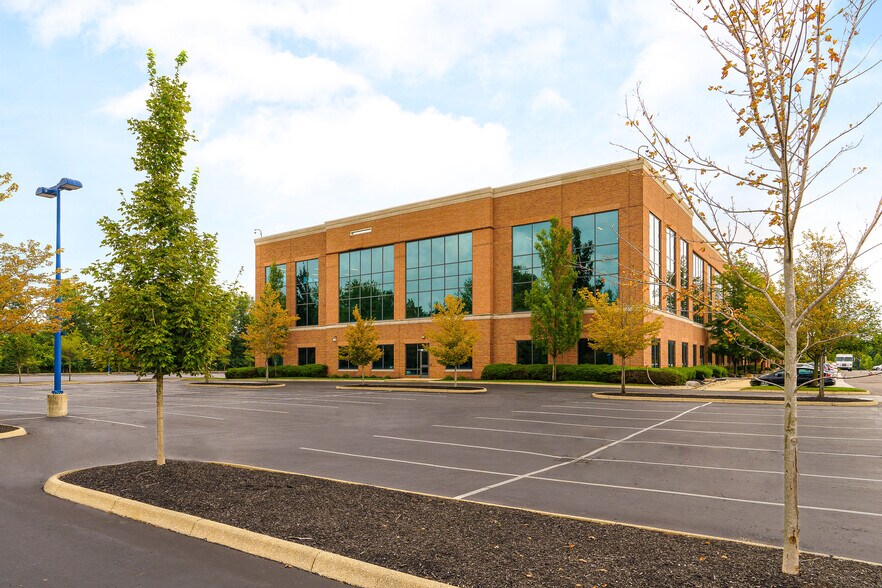 More Photos Of 3100 Easton Square Pl, Columbus Office For Lease
