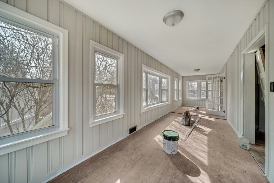 More Photos Of 10 Us Highway 46, Hackettstown Freestanding For Sale