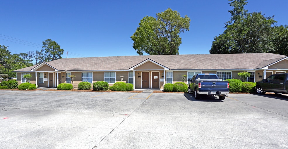 More Photos Of 1205 Baytree Rd, Valdosta Medical For Lease
