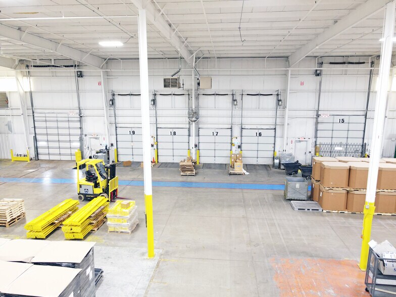 More Photos Of 540-580 Joyce Rd, Joliet Warehouse For Lease