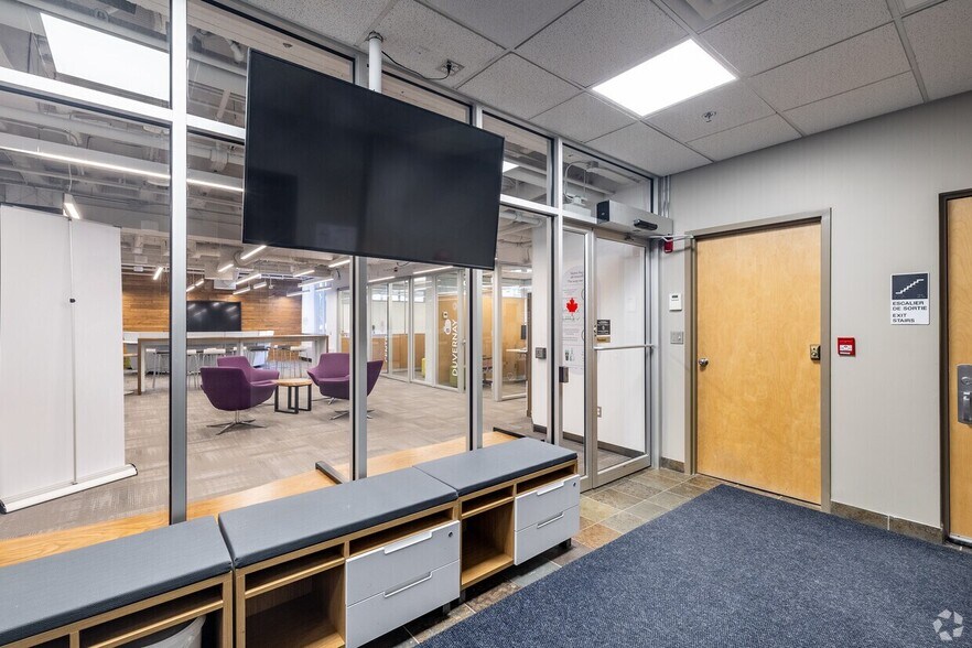 More Photos Of 191 Prom Du Portage, Gatineau Office For Lease
