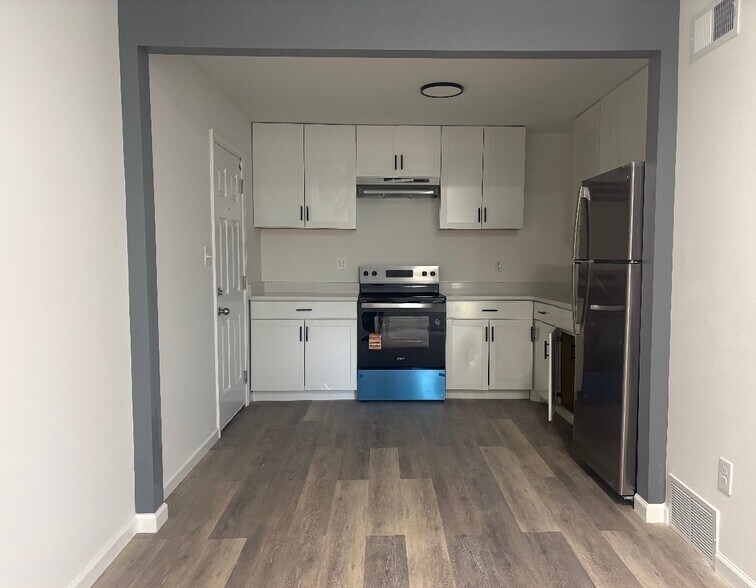 More Photos Of 1222 Aubra Rd, Memphis Apartments For Sale