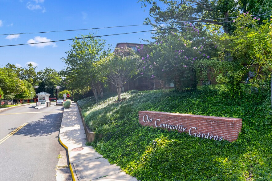 More Photos Of 7500 Prince Cole Ct, Manassas Apartments For Sale