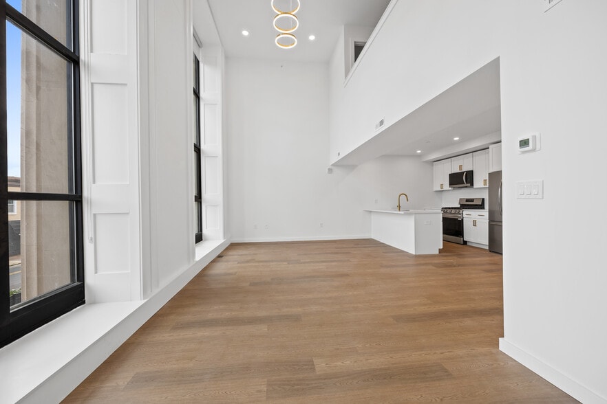 More Photos Of 400 York Rd, Jenkintown Apartments For Sale