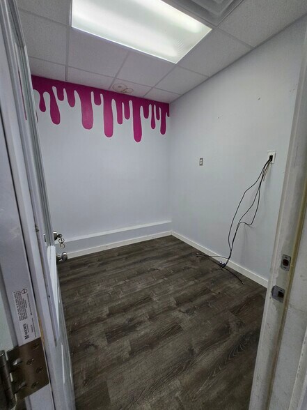 More Photos Of 1337 Gause Blvd, Slidell Storefront For Lease