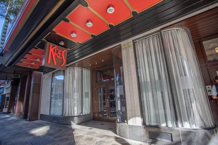 More Photos Of 130 S Orange Ave, Orlando Office Residential For Lease