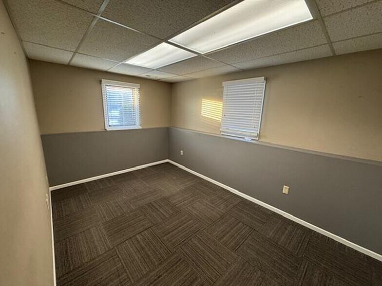 More Photos Of 8729 NE Central Ave, Blaine Office For Sale