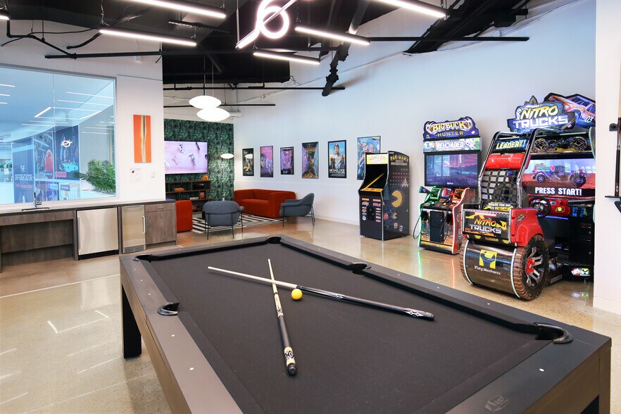 More Photos Of 6501 Legacy Dr, Plano Office For Lease