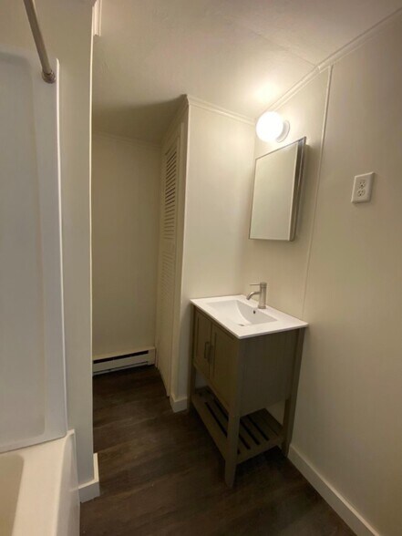 More Photos Of 388 Main St, Rosendale Restaurant For Sale