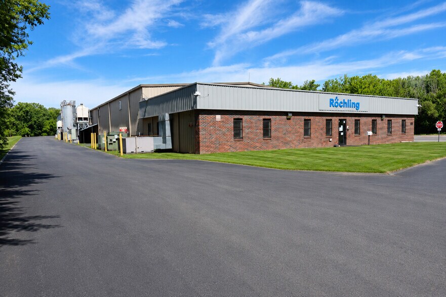 More Photos Of 105 Elmore Dr, Rochester Manufacturing For Sale