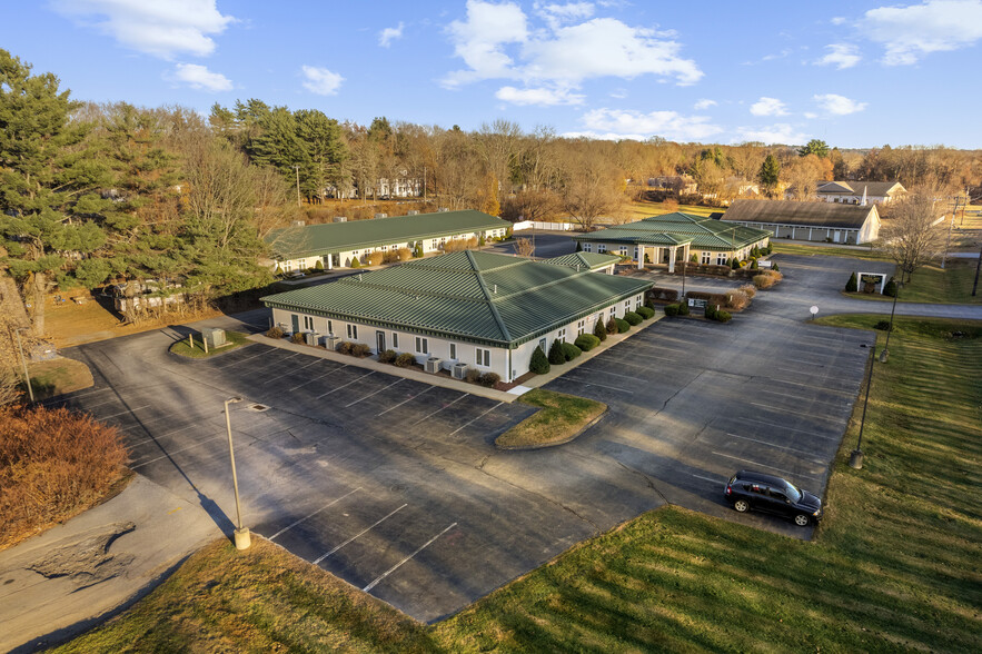 Primary Photo Of 35-39 Kennedy Dr, Putnam Office For Sale