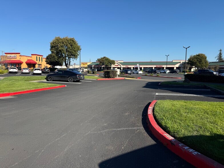 More Photos Of 4380 Sonoma Blvd, Vallejo Storefront For Lease