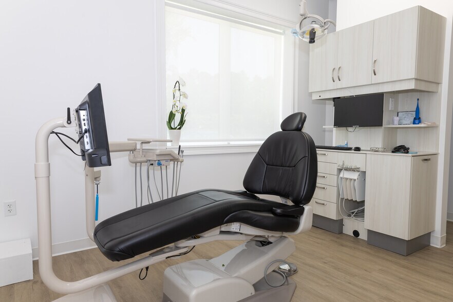 More Photos Of 4220 Valley Ridge Blvd, Ponte Vedra Beach Medical For Lease