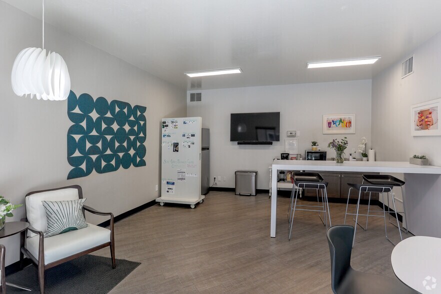 More Photos Of 2060 Walsh Ave, Santa Clara Unknown For Lease